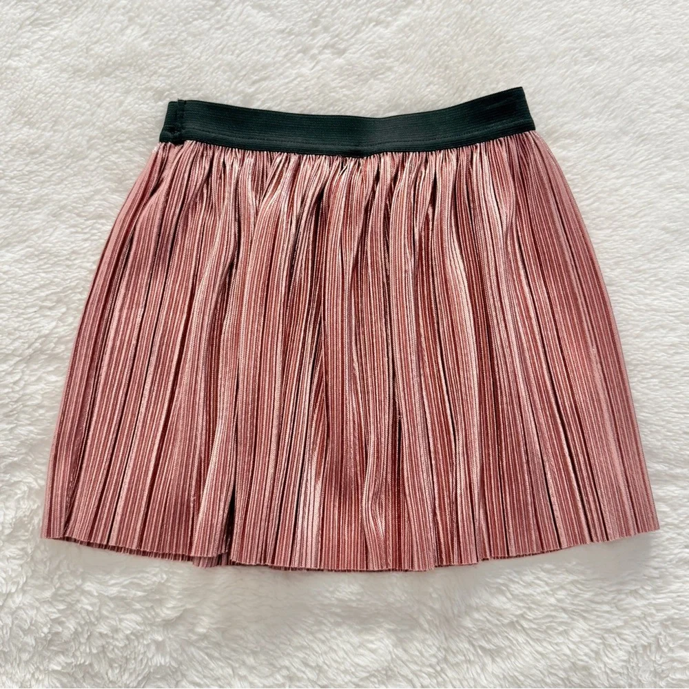 Old Navy Pleated Metallic Shimmer Skirt Pink Size 2T